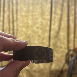 Lv Small Bangle